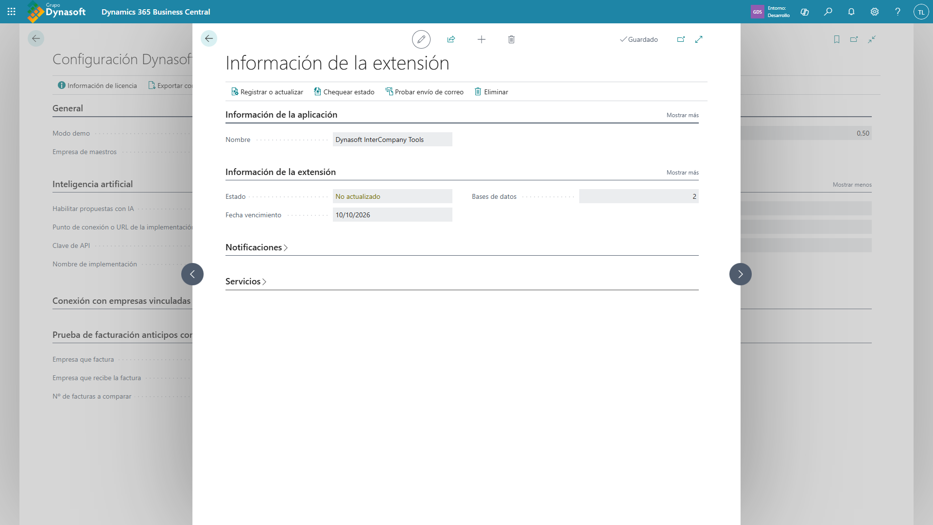 Ventana Información de la extensión mostrando el estado, la fecha de vencimiento y el número de bases de datos.